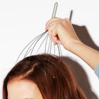 China Peso ligero portátil cómodo del cuero cabelludo de la forma de la garra del Massager de mano de la cabeza compañía